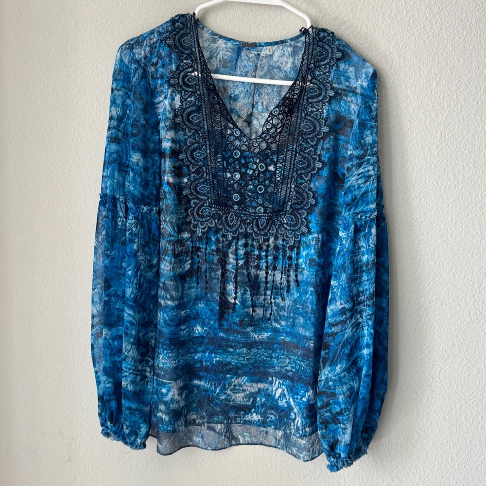 Elie Tahari Blue Abstract Silk Blend Crochet Lace Beaded Tassel Blouse Medium
